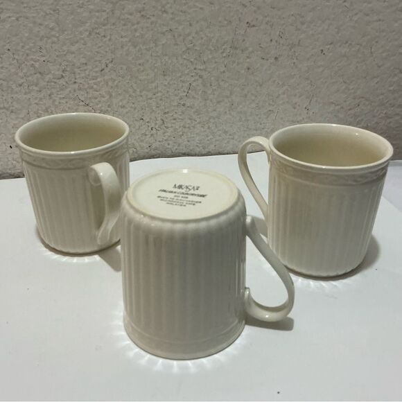 EUC Mikasa Italian countryside Coffee Mugs Cups White Bundle of 3 G23 - Picture 3 of 5